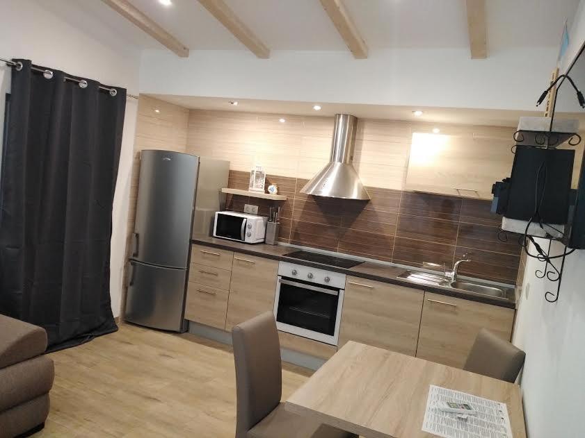 Apartmani Morovi Dvori Драге Екстериор снимка